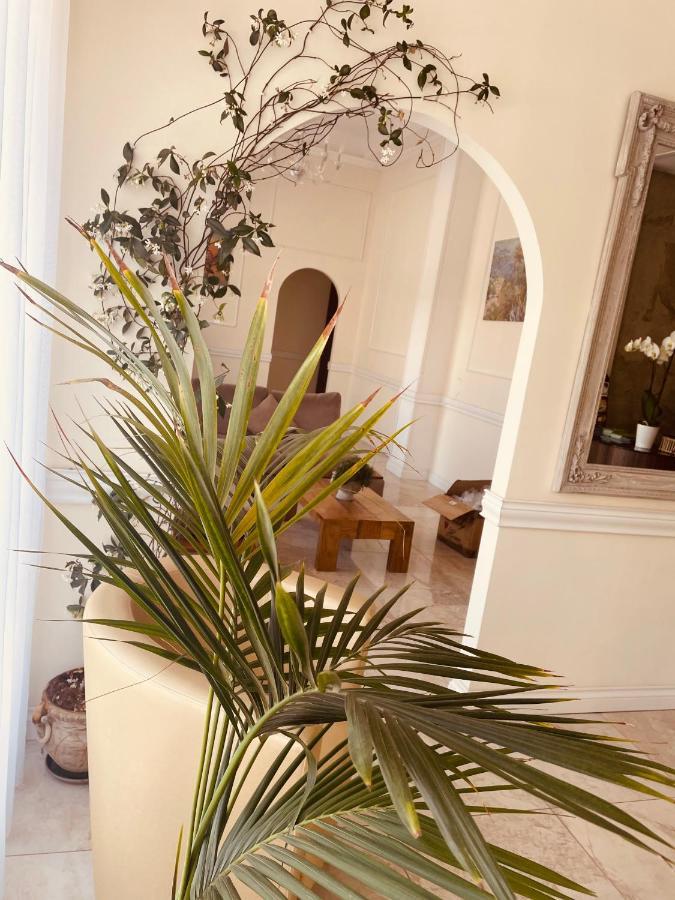Hotel Regina Margherita Bordighera Exteriör bild
